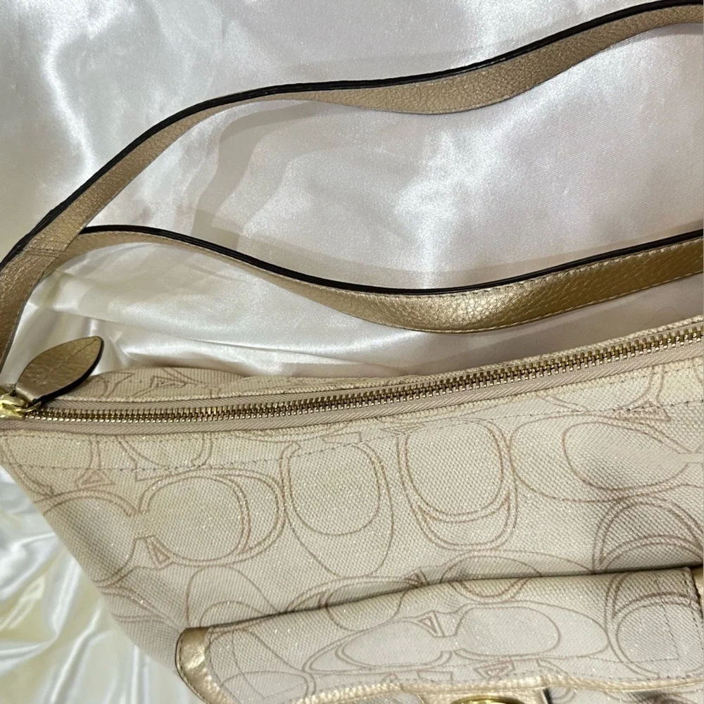 Coach Signature Penelope Purse Linen Leather Crossbody Shoulder Bag Cream Gold